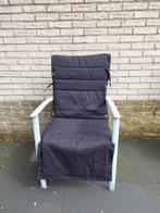 Tuinstoel met kussen., Tuin en Terras, Tuinstoelen, Gebruikt, Metaal, Stapelbaar, Ophalen