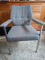 Bert plantage Stijlvolle grijze fauteuil met armleuningen, Huis en Inrichting, Fauteuils, Ophalen, Gebruikt, Minder dan 75 cm