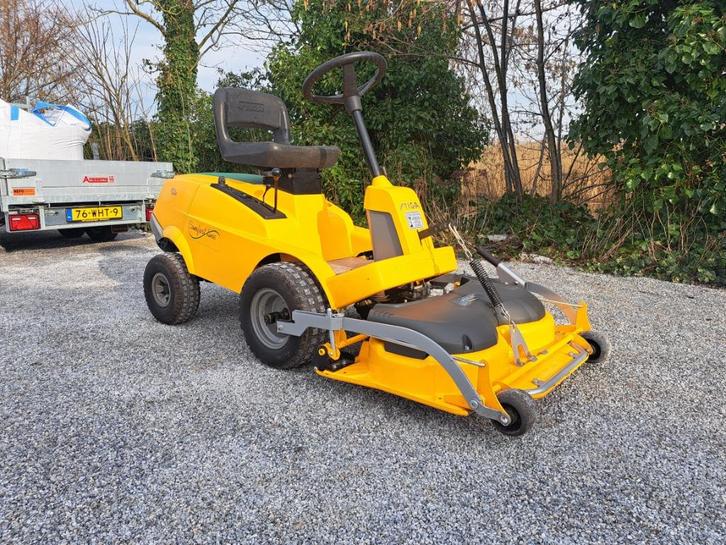 Onderhoud en reparatie service zitmaaiers aangeboden., Tuin en Terras, Zitmaaiers, Nieuw, 120 cm of meer, Elektrische starter