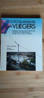 Fotograferende vliegers - Nop Velthuizen / Gerard vd Loo, Ophalen of Verzenden, Zo goed als nieuw, Toebehoren