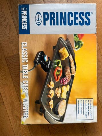 Classic Table Chef beschikbaar voor biedingen
