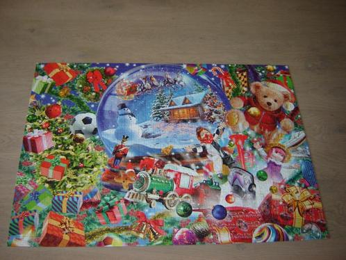 Puzzel Bluebird Kerst CHRISTMAS GLOBE 1000 st., Hobby en Vrije tijd, Denksport en Puzzels, Zo goed als nieuw, Legpuzzel, 500 t/m 1500 stukjes
