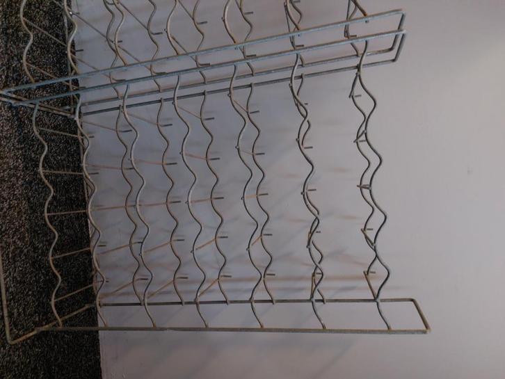 Wijnrek twee stuks, Huis en Inrichting, Woonaccessoires | Wijnrekken, Zo goed als nieuw, 75 cm of meer, Metaal, 25 flessen of meer