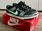 Nike Dunk Low Green Glow, Overige kleuren, Nike, Ophalen of Verzenden, Zo goed als nieuw