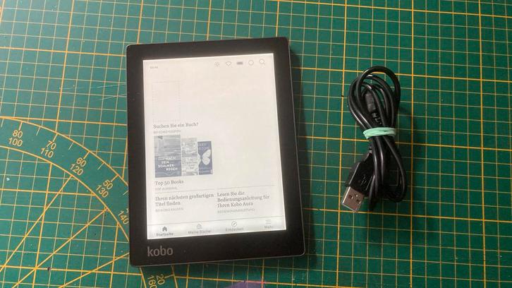 Kobo Aura 1, in zeer goeie staat, met USB-kabel, Computers en Software, E-readers, Zo goed als nieuw, Ophalen of Verzenden