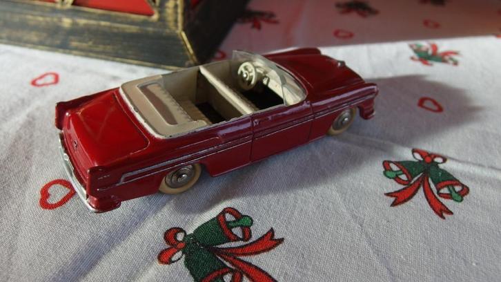 Dinky Toys Onbespeelde Chrysler New Yorker 1955, nr. 24A, Hobby en Vrije tijd, Modelauto's | 1:43, Zo goed als nieuw, Auto, Dinky Toys