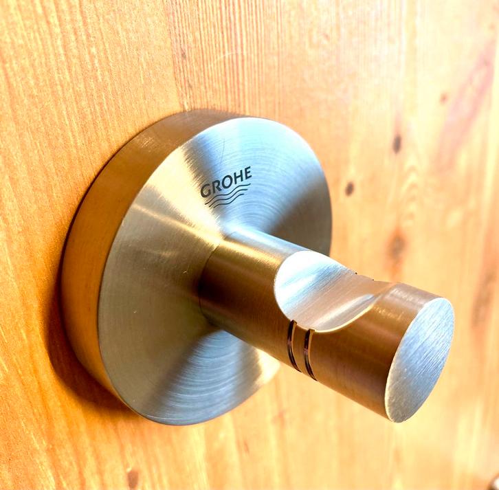 Grohe Essentials SuperSteel Badjashaak Ophanghaak, Huis en Inrichting, Badkamer | Badtextiel en Accessoires, Nieuw, Overige typen