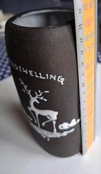 Terschelling, bruin zwart vaasje 15 cm hoog. € 10,--., Zwart, Aardewerk of Porselein, Ophalen of Verzenden, Zo goed als nieuw