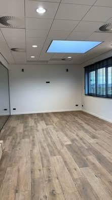 Kantoorruimte 75m2 te huur in Amsterdam sloterdijk, Zakelijke goederen, Bedrijfs Onroerend goed, Kantoorruimte