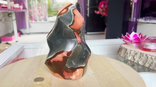 Jaspis polychroom vlam (9) topstuk van meer dan 1,8 kg!, Verzamelen, Mineralen en Fossielen, Mineraal, Ophalen of Verzenden