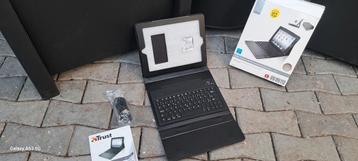 Te koop zwarte i pad houder met keybord beschikbaar voor biedingen