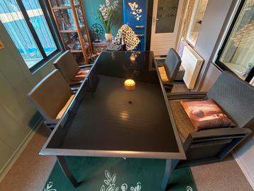 Tuinset voor veranda - Zo goed als nieuw! beschikbaar voor biedingen