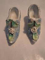 2 Oude Porseleinen Schoentjes., Ophalen of Verzenden