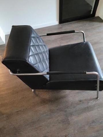 Design fauteuil beschikbaar voor biedingen