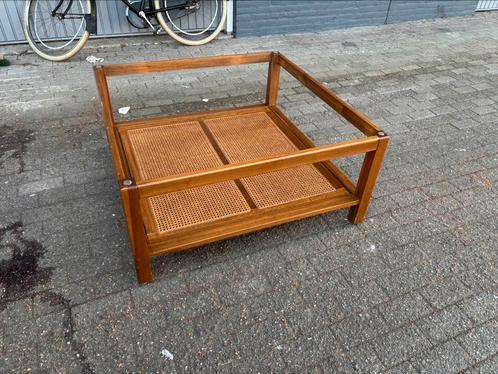 tafel met glasplaat, Huis en Inrichting, Tafels | Salontafels, Gebruikt, 50 tot 75 cm, 100 tot 150 cm, 100 tot 150 cm, Vierkant