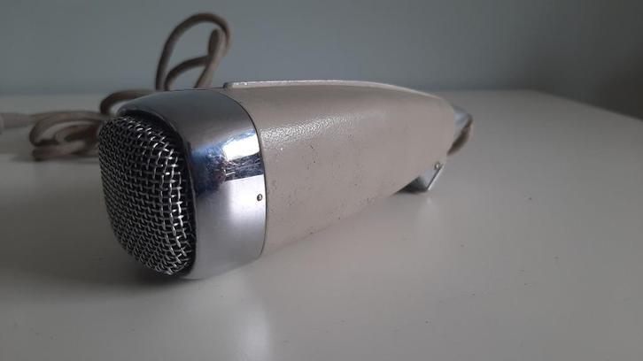 Sennheiser/Grundig MD21, Muziek en Instrumenten, Microfoons, Gebruikt, Zangmicrofoon, Ophalen of Verzenden