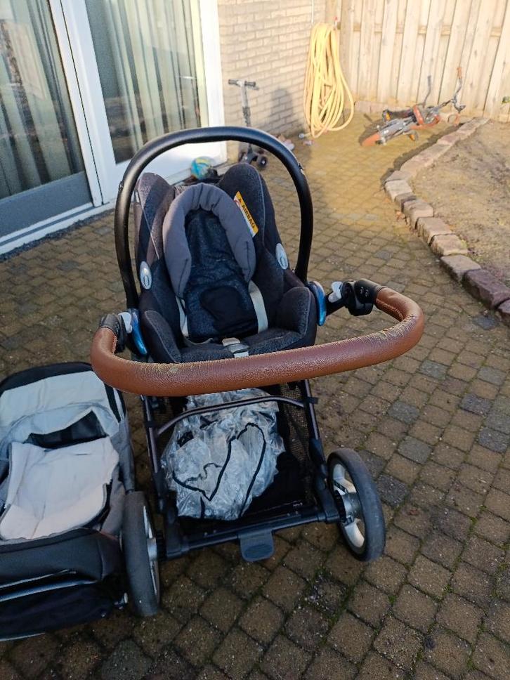 Kinderwagen mutsy evo, Kinderen en Baby's, Kinderwagens en Combinaties, Gebruikt, Kinderwagen, Mutsy, Met autostoeltje, Met reiswieg