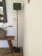 Zwart metalen vloerlamp van Light & Living. Met groene kap., Ophalen, Gebruikt, 100 tot 150 cm, Landelijk