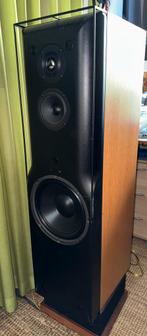 Hales Revelation Three, Gebruikt, 120 watt of meer, Front, Rear of Stereo speakers, Ophalen