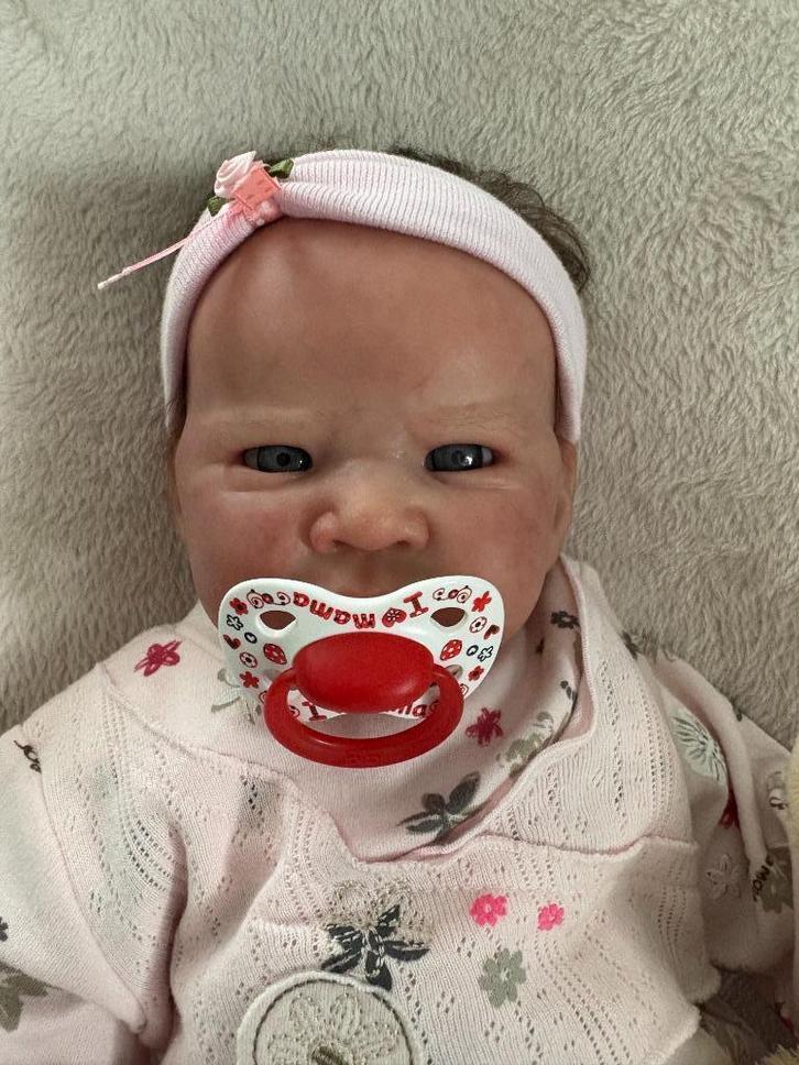 Reborn pop Louise van Adrie Stoete, Verzamelen, Poppen, Nieuw, Pop, Ophalen of Verzenden