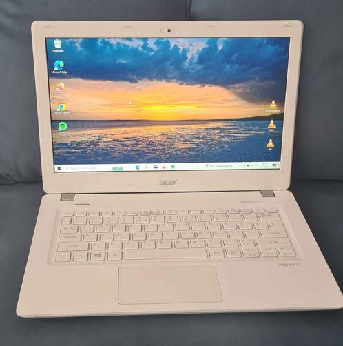Acer Aspire V3 371G, Computers en Software, Windows Laptops, Gebruikt, 13 inch, SSD, 2 tot 3 Ghz, 4 GB, Qwerty, Ophalen