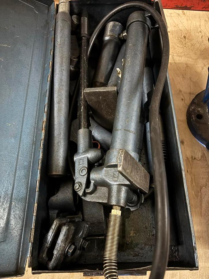 Hydraulische Body-Frame Reparatie Kit - 4 Ton en 10 ton, Auto diversen, Autogereedschap, Gebruikt, Ophalen of Verzenden