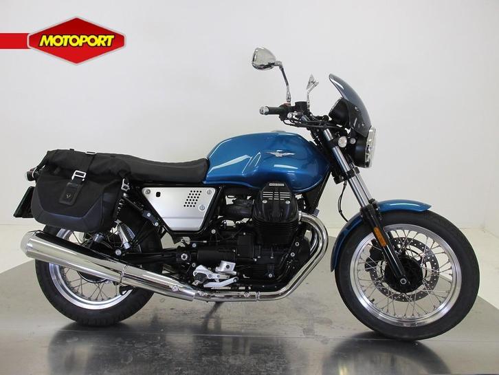 Moto Guzzi V7 (bj 2019), Motoren, Motoren | Moto Guzzi, Bedrijf, Naked bike