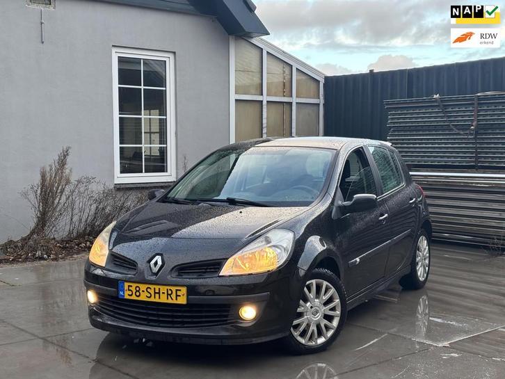 Renault Clio 1.6-16V Dynamique Luxe | Airco | El. Ramen | Sp, Auto's, Renault, Bedrijf, Te koop, Clio, ABS, Airbags, Airconditioning