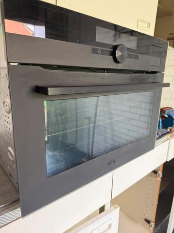 AEG Inbouw Stoomoven - nieuwprijs €1.599,- beschikbaar voor biedingen