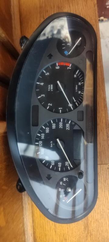 Bmw 3 serie E36 instrumentenpaneel beschikbaar voor biedingen
