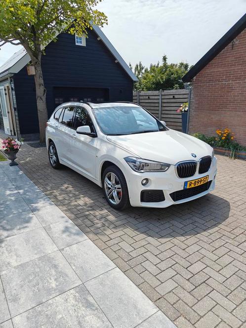 BMW X1 Sdrive20i 192pk Aut 2019 Wit, Auto's, BMW, Particulier, X1, ABS, Achteruitrijcamera, Adaptieve lichten, Airconditioning