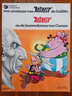 Asterix en de lauwerkrans van Ceasar, Eén stripboek, Ophalen of Verzenden, Zo goed als nieuw