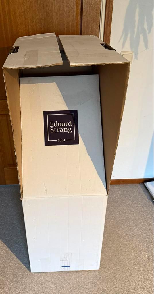 Garderobedoos Eduard Strang Verhuisdoos, Doe-het-zelf en Verbouw, Kratten en Dozen, Zo goed als nieuw, Ophalen