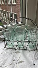 “Agar” theeset. 6 originele groene glazen in draadmand., Ophalen of Verzenden, Zo goed als nieuw, Overige typen