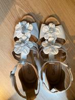 GABOR witte Sandalen met sleehak Maat 41, Kleding | Dames, Schoenen, Ophalen of Verzenden, Gedragen, Wit, Sandalen of Muiltjes