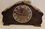Antieke pendule en Philips radio, Ophalen