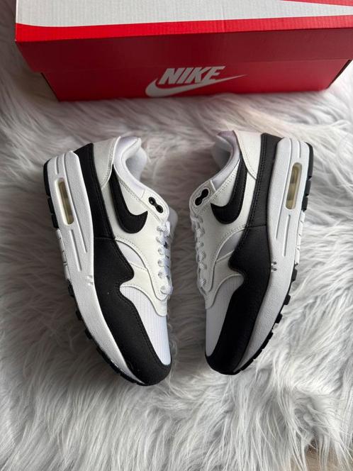 Nieuwe Nike Air Max 1 zwart wit Black white eu 38 airmax, Kleding | Heren, Schoenen, Nieuw, Sneakers of Gympen, Overige kleuren