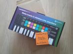 Novation Launchkey Mini mk3 - nieuw, Muziek en Instrumenten, Midi-apparatuur, Ophalen of Verzenden, Zo goed als nieuw
