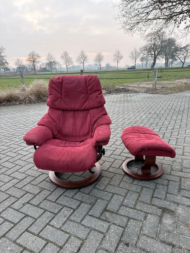 Stressless Relaxfauteuil Alcantara - Verstelbare Hoofdsteun, Huis en Inrichting, Fauteuils, Zo goed als nieuw, Hout, Stof, 50 tot 75 cm
