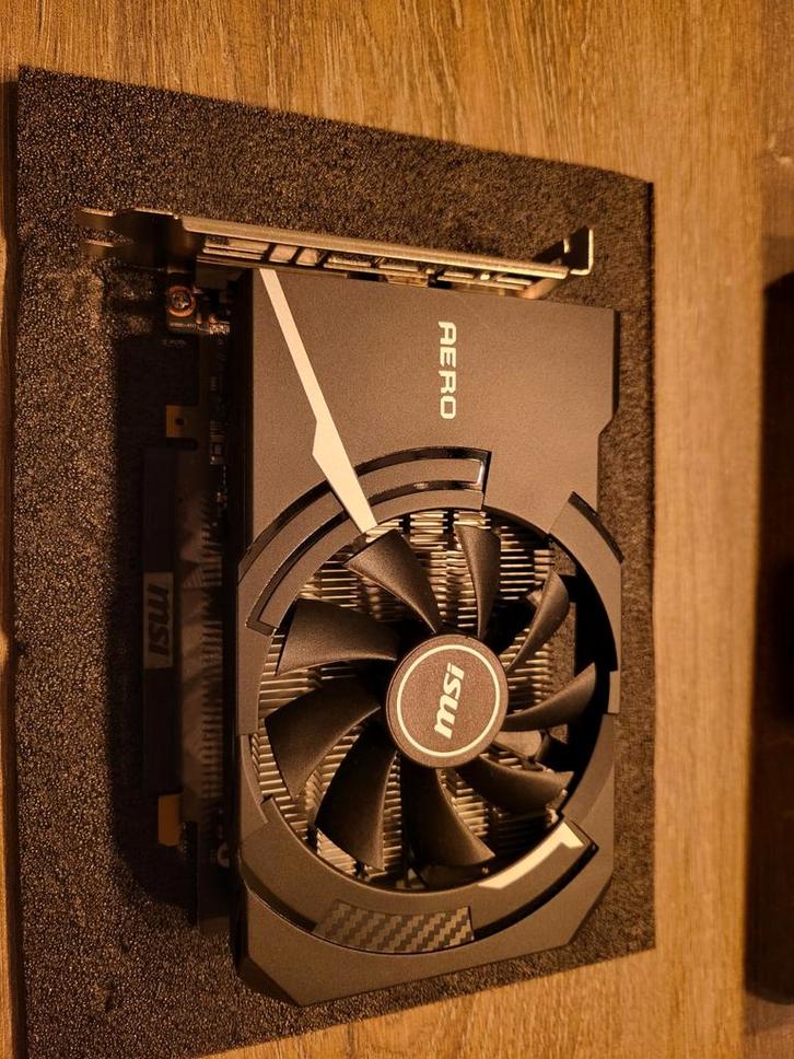 GTX 1650 D6 - Krachtige Videokaart, Computers en Software, Videokaarten, Gebruikt, Nvidia, PCI-Express 3.0, GDDR6, HDMI, DisplayPort