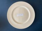 Wedgwood traditional plain taartbord diameter 31.1, Ophalen of Verzenden, Zo goed als nieuw, Bord(en), Wedgwood