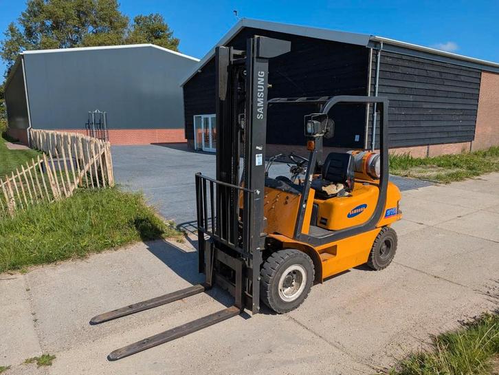 Samsung S525D, Zakelijke goederen, Machines en Bouw | Heftrucks en Intern transport, Heftruck, Overige aandrijving, 2000 tot 3000 kg