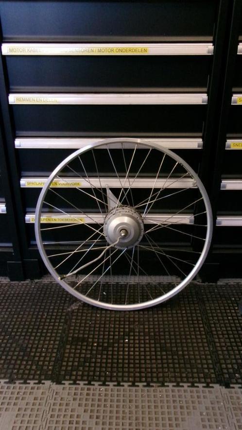 Voorwiel motor gazelle orange innergy 9 pins, Fietsen en Brommers, Fietsonderdelen, Gebruikt, Algemeen, Wiel, Ophalen of Verzenden