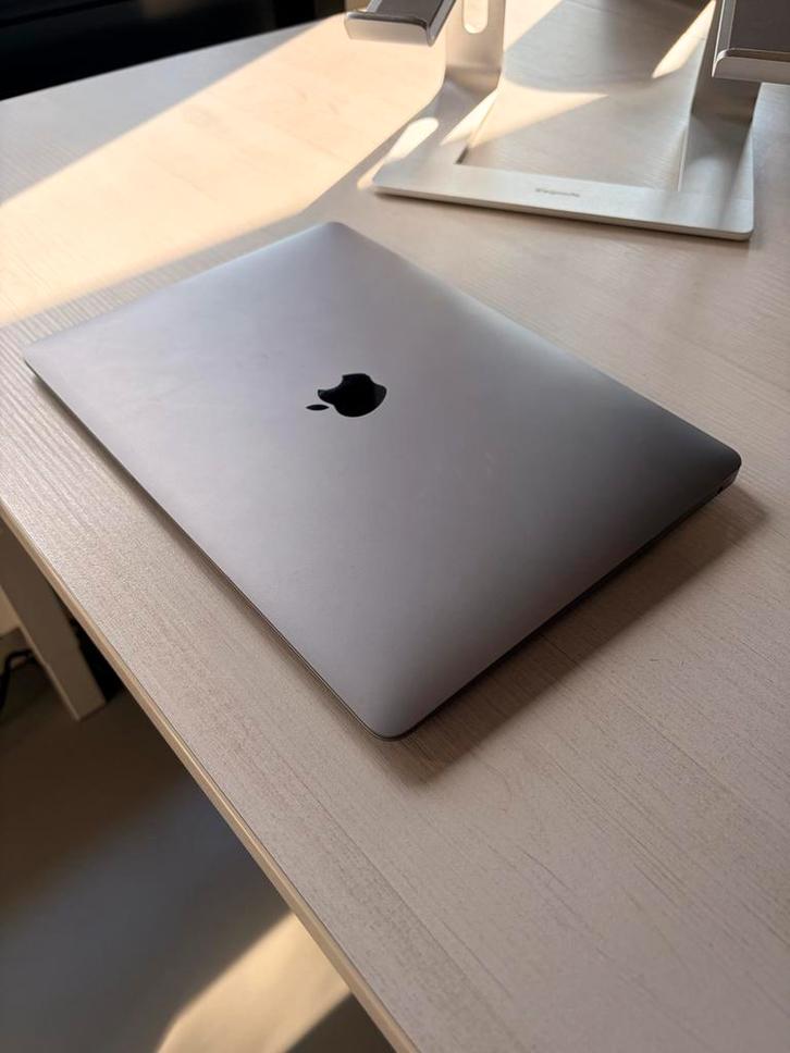 MacBook Air M1 2020 - 16GB RAM, 512GB SSD - Space Gray, Computers en Software, Apple Macbooks, Zo goed als nieuw, MacBook Air