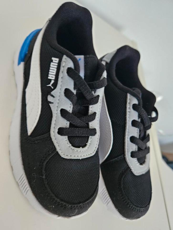 Nieuwe schoenen puma, nikes, crocs laarzen, Kinderen en Baby's, Kinderkleding | Schoenen en Sokken, Zo goed als nieuw, Schoenen