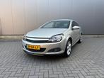 Opel Astra GTC 1.8 Cosmo, 125 pk, Gebruikt, 4 cilinders, 1165 kg