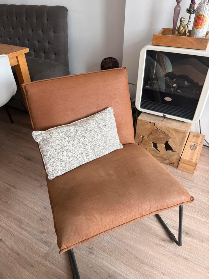 Cognac fauteuil ‘James’ van Leen Bakker, Huis en Inrichting, Stoelen, Zo goed als nieuw, Eén, Bruin, Ophalen