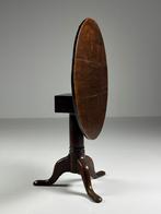 Tilt top tafel Engels antiek eiken, Antiek en Kunst, Antiek | Meubels | Tafels, Ophalen