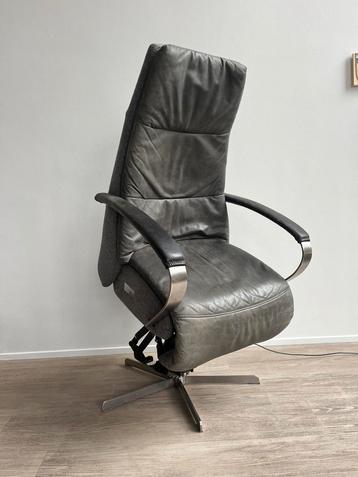Prominent Humberto E100 Groen Grijs in Relaxfauteuil Sta Op beschikbaar voor biedingen