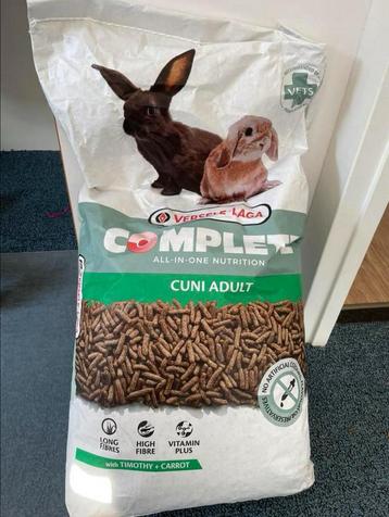 Konijnenvoer Cuni Complete Adult 8kg beschikbaar voor biedingen
